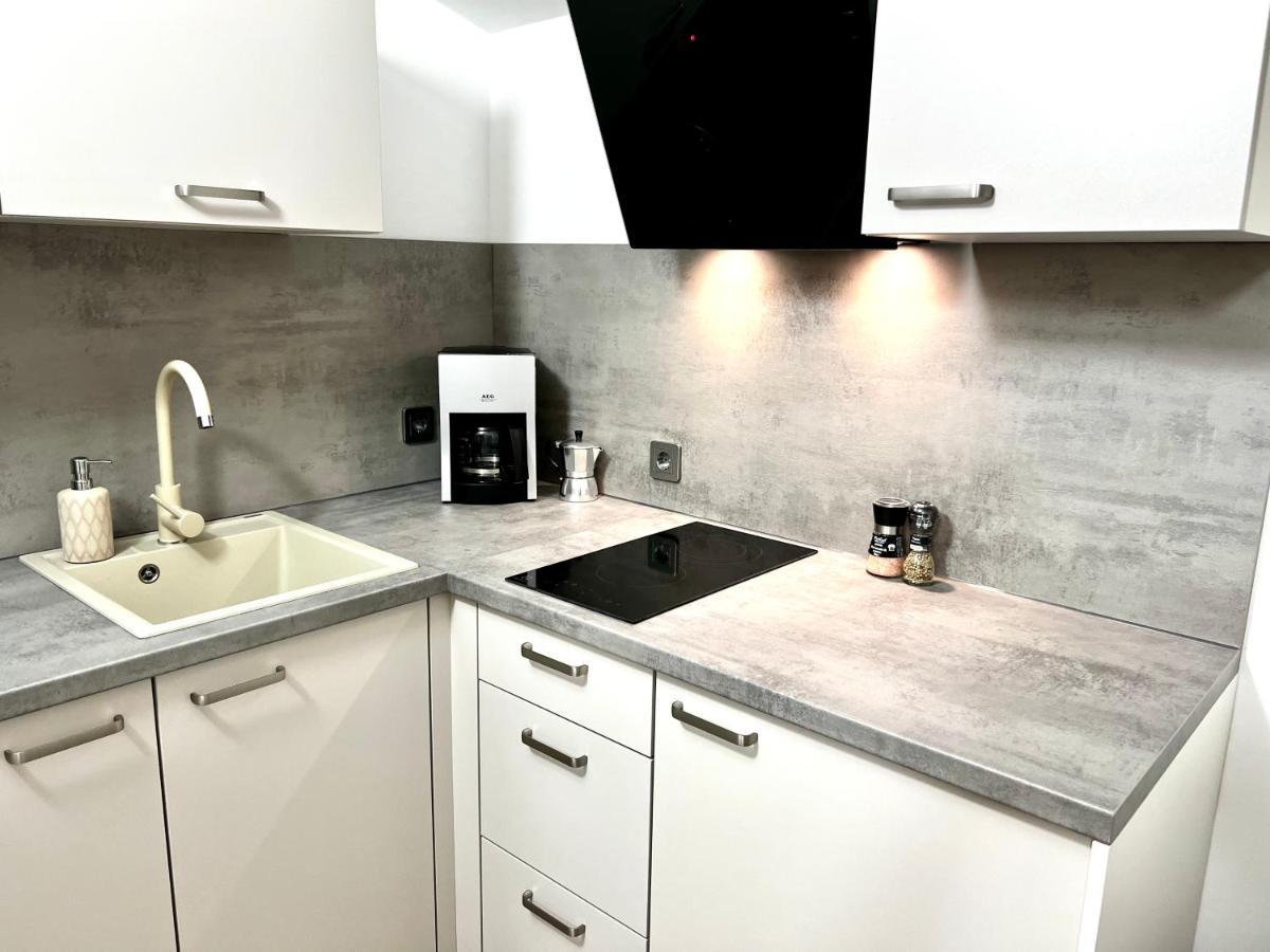 Apartman Dino Fazana Bagian luar foto