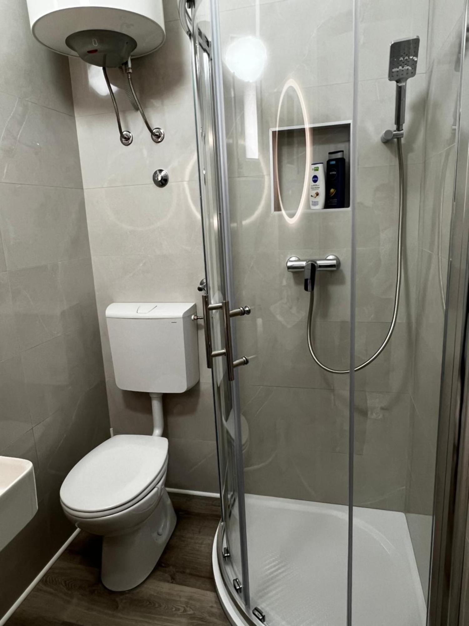 Apartman Dino Fazana Bagian luar foto