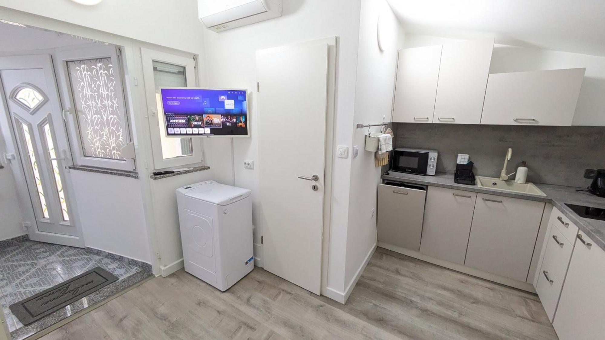 Apartman Dino Fazana Bagian luar foto